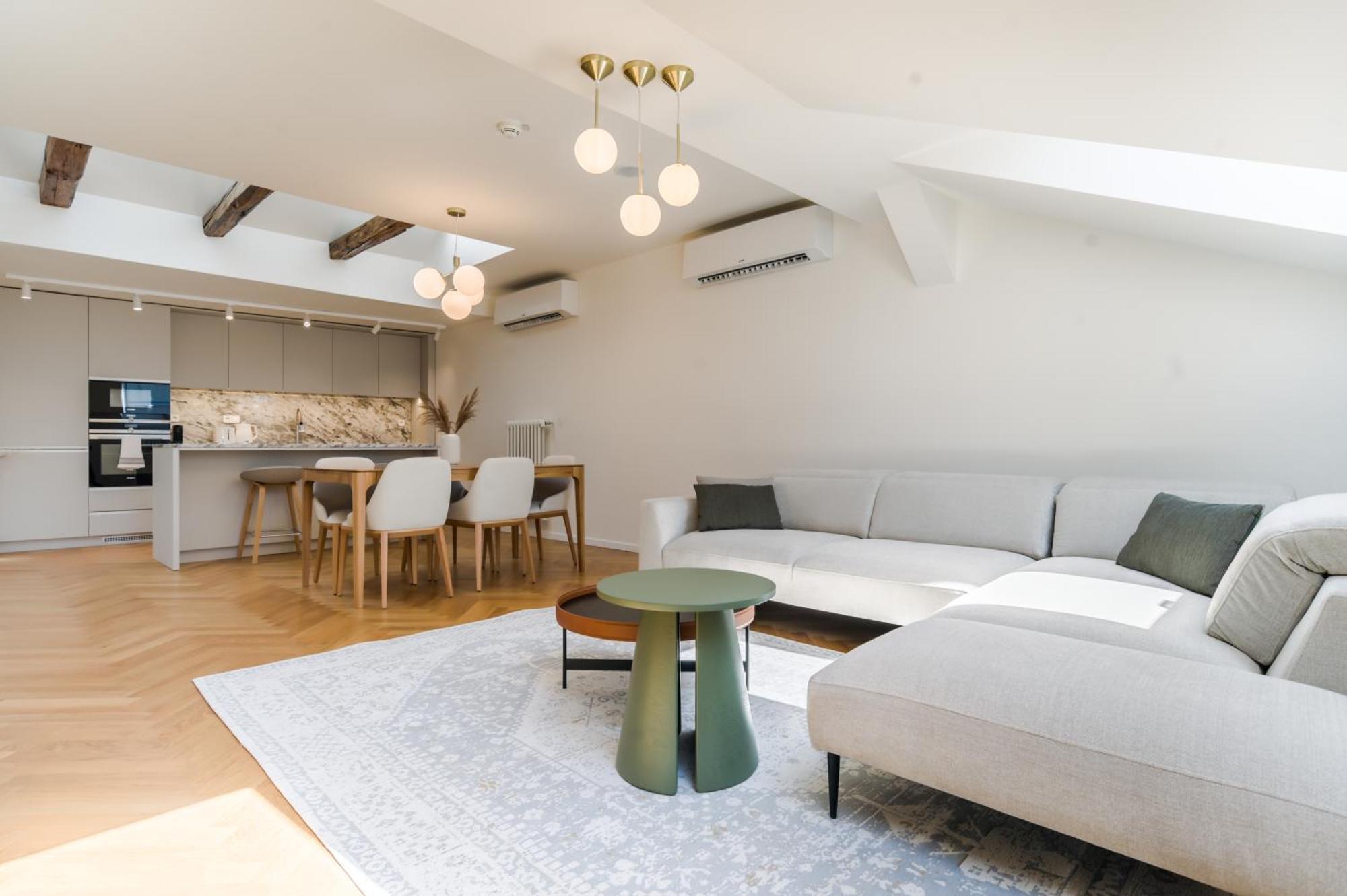Laurinska 1 Apartments Bratislava Buitenkant foto